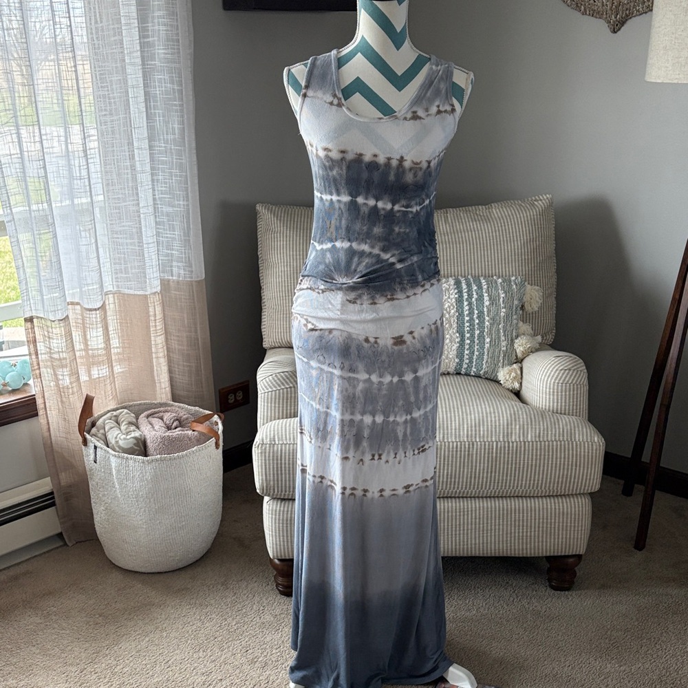 Sleeveless Blue Tie-Dye Maxi Dress - Casual Beach Style